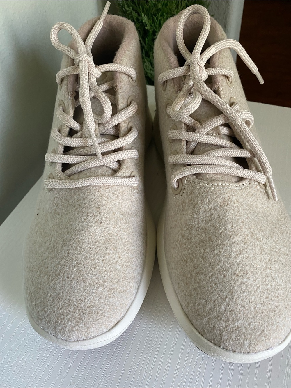 allbirds Light Beige Wool Women's Sneakers size 10 View 2